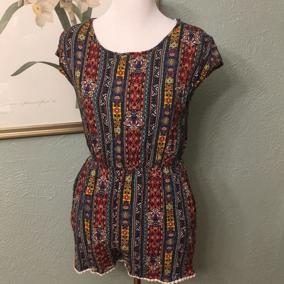 Francesca's Collections Tops - Adorable Romper - with Pockets!